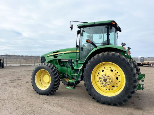 2011 John Deere 7830 4WD Tractor