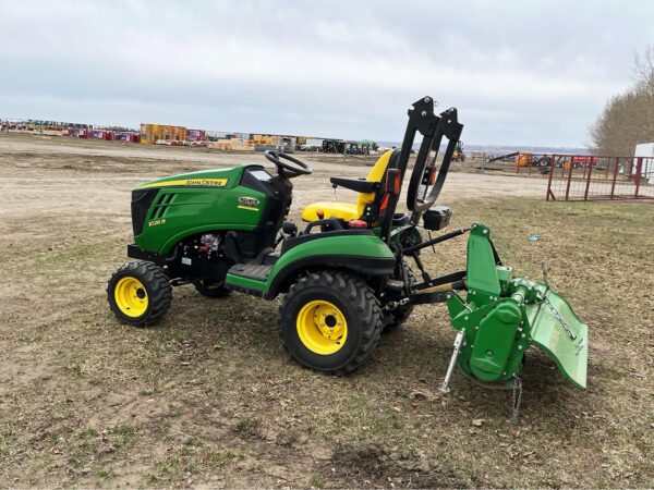 Tractor John Deere 1026R 4WD