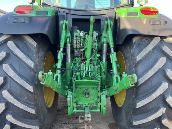 2013 Tractor John Deere 6170R 4WD