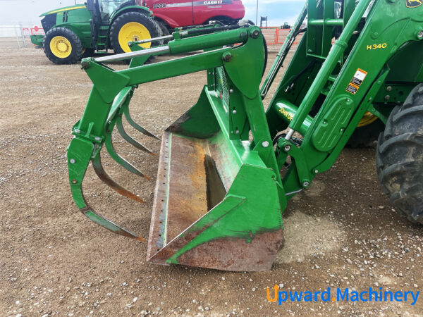 2014 John Deere 6125M 4WD Tractor