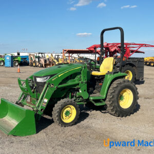 Compact Utility Tractor 2018 John Deere 3033R 4WD