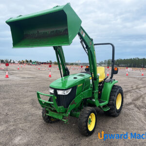 Compact Utility Tractor 2018 John Deere 3033R 4WD