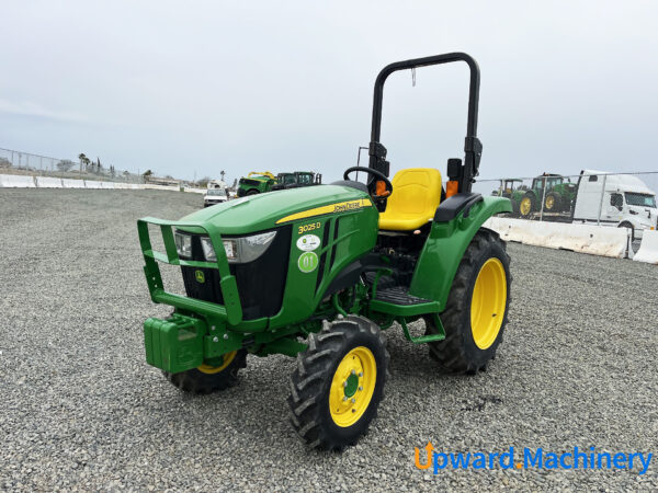 Compact Utility Tractor 2019 John Deere 3025D 4WD Lot: 1