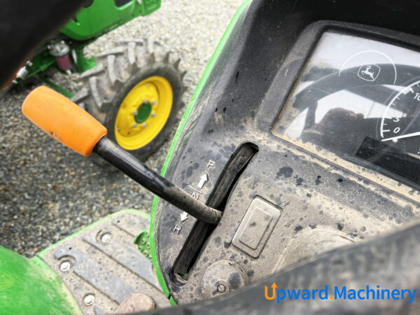 Compact Utility Tractor 2019 John Deere 3025D 4WD Lot: 2