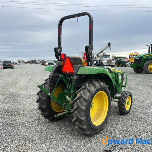 Compact Utility Tractor 2019 John Deere 3025D 4WD Lot: 2