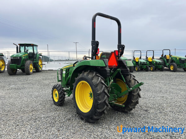 Compact Utility Tractor 2019 John Deere 3025D 4WD Lot: 2
