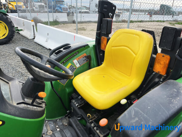 Compact Utility Tractor 2020 John Deere 3025D 4WD Lot: 1
