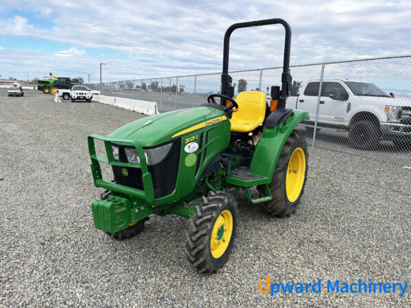 Compact Utility Tractor 2020 John Deere 3025D 4WD Lot: 2
