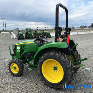 Compact Utility Tractor 2020 John Deere 3025D 4WD Lot: 2