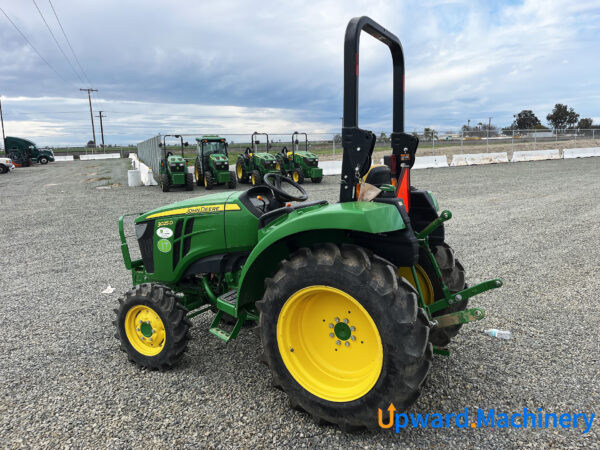 Compact Utility Tractor 2020 John Deere 3025D 4WD Lot: 2