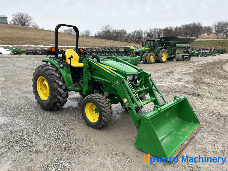 Compact Utility Tractor 2022 John Deere 4052M 4WD