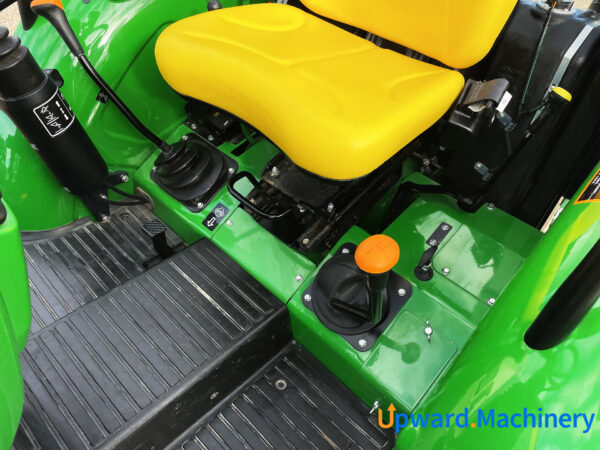 Utility Tractor 2022 John Deere 5075E 4WD