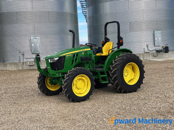 Utility Tractor 2022 John Deere 5075E 4WD